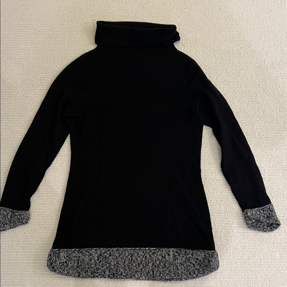 Magaschoni Black and Gray Turtleneck Sweater